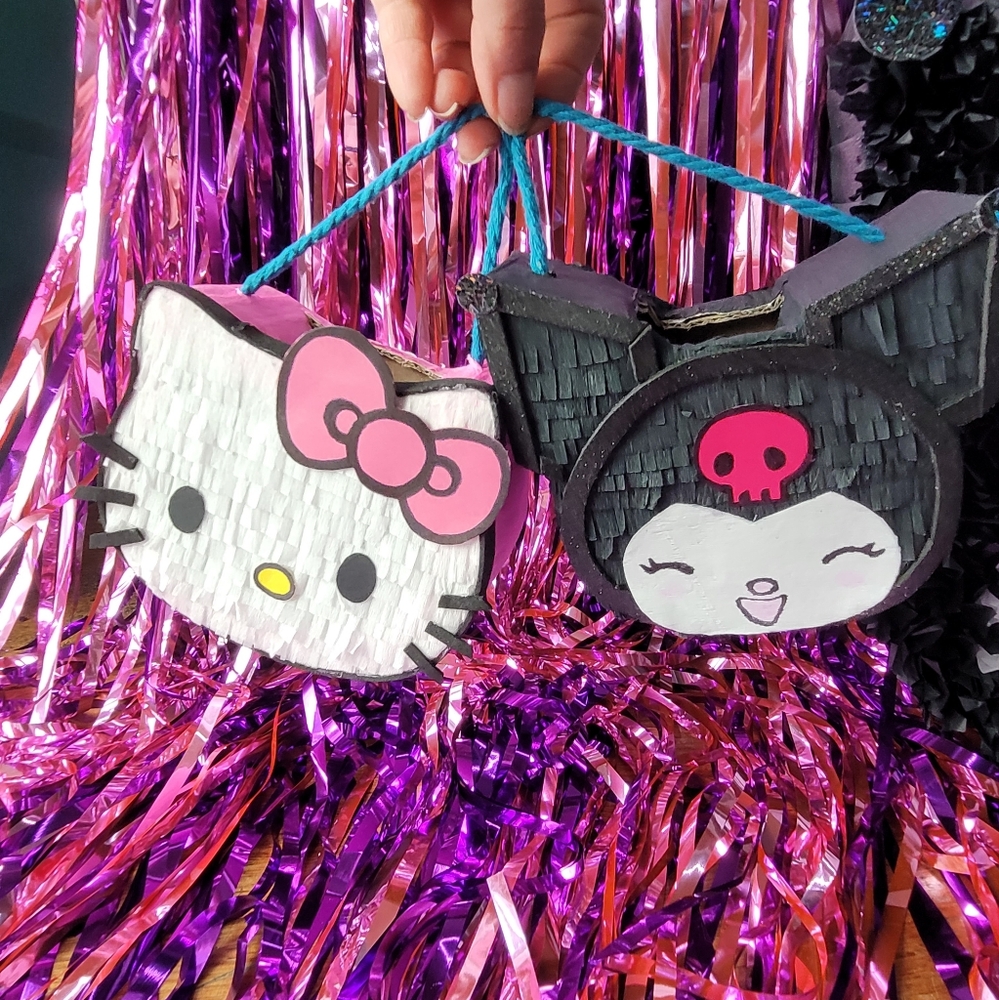 MINI Piñata Treat Bag Handmade custom Hello kitty Traditional Mexican Favors 🪅